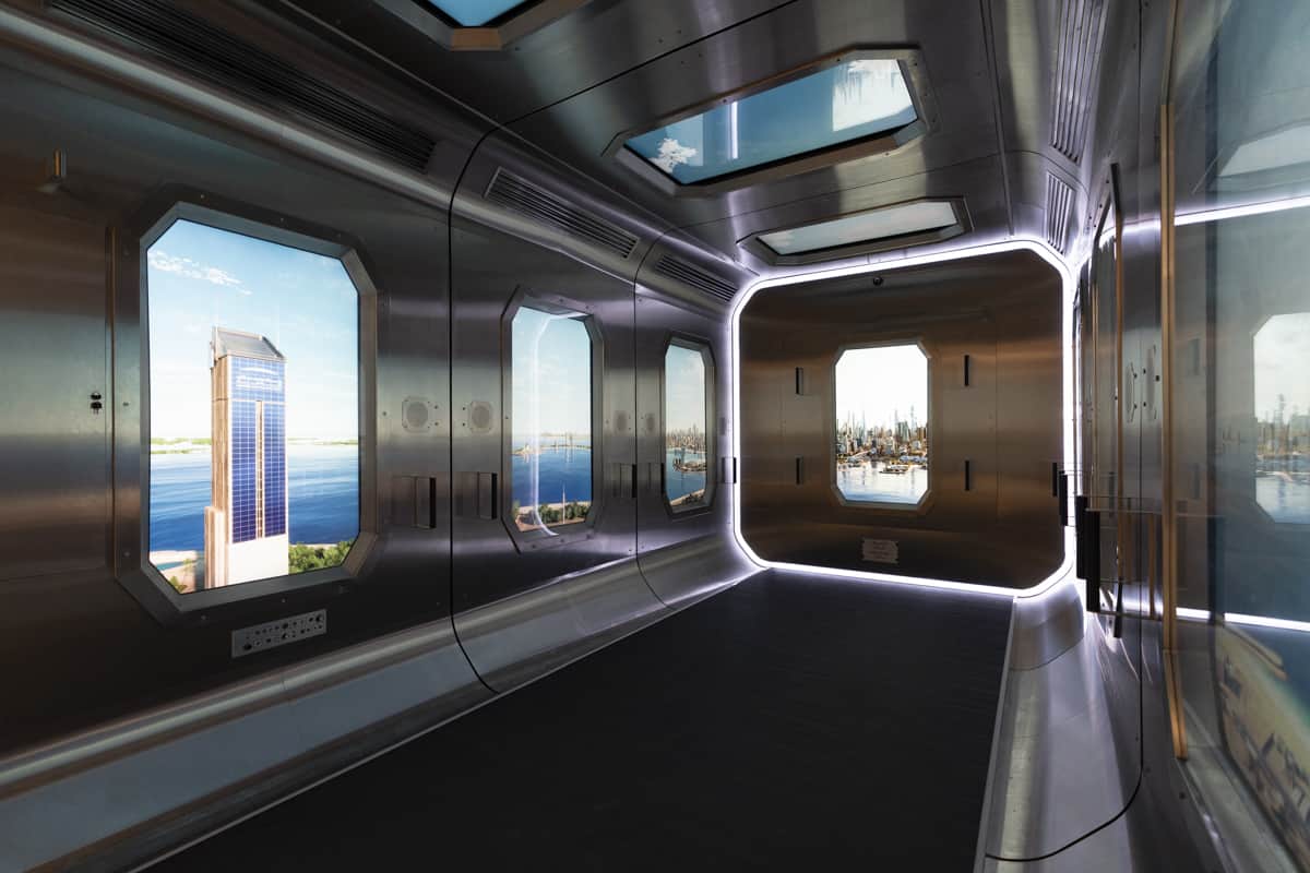 AVISPL_MOTF-Space-Shuttle-Lift