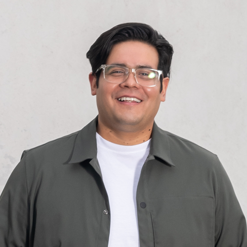 Alfredo González - Co-Fundador y Director de Diseño, Angular | México